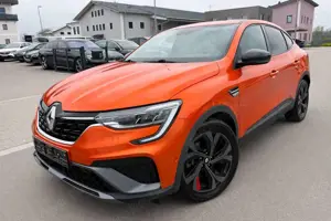Renault Arkana 1.6 E-Tech Hybrid R.S. Line