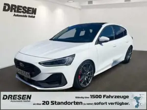 Ford Focus 2.3l ST X ''AHK+Pano SD elektr.+Fahrerassistenz- 