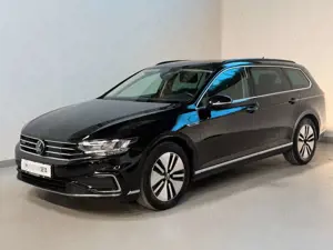 Volkswagen Passat Variant Passat 1.4TSI DSG Var. GTE ACC*LANE*NAVI*SHZ*KAM