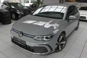 Volkswagen Golf VIII Lim. GTE/DSG/ACC/STZHZ/NAVI/ALU18"/TOT