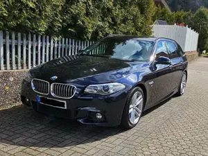 BMW 525 525d Touring Sport-Aut. Luxury Line
