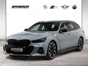 BMW i5 M60 xDrive Touring Pro BW ACC 360° Pano HUD