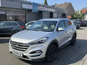 Hyundai TUCSON 1.6 Premium 4WD AUTOAMTIK*KAMERA*NAVI