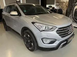 Hyundai Grand Santa Fe Bild 3