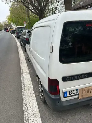 Citroen Berlingo LKW Geschlossen Kasten Bild 2