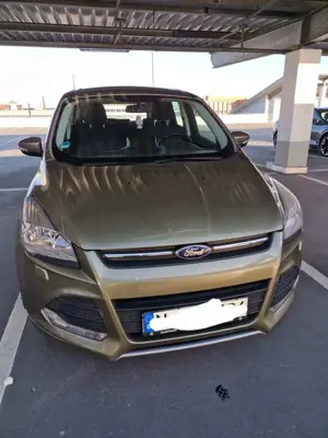 Ford Kuga 1.6 EcoBoost 2x4 Titanium