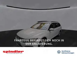 Volkswagen Passat Variant 1.5 TSI DSG / Navi, CarPlay, LED