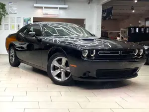 Dodge Challenger 3,6L V6 1.Hd Automatik Navi RueFaKa Tempo PDC U.V.