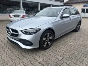 Mercedes-Benz C 220 d T 9G-TRONICAvantgarde AHK Rückfahrkamera