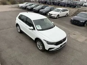 Volkswagen Tiguan 2.0 TDI AHK PDC LED KLIMA 17"