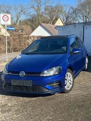 Volkswagen Golf R-Line/Pano/Dynaudio/ Sportpacket