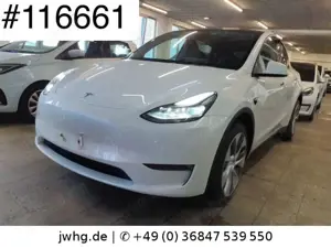 Tesla Model Y Long Range Dual AWD Autopilot 3