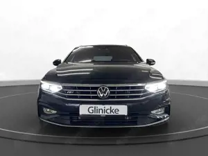 Volkswagen Passat Variant 2.0 TDI 4M R-Line AHK Pano LM 19" Bild 4