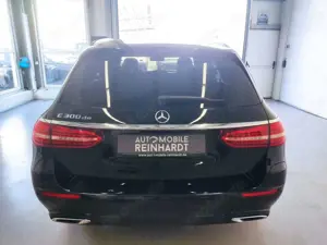 Mercedes-Benz E 300 de T-Modell ***LED+STDHZG+NIGHT+KAMERA*** Bild 5