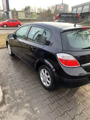 Opel Astra Bild 3