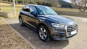 Audi Q5 40 TDI quattro sport S line PANO STHZ AHK RFK