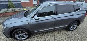 Volkswagen Tiguan Allspace Tiguan Allspace 2.0 TDI SCR 4Motion DSG R-Line / Highline Bild 3