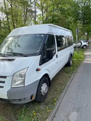 Ford Transit Bus Ehemaliger Ford Transit Schulbus als Camper!?