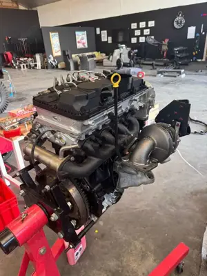 Land Rover Defender Bild 2