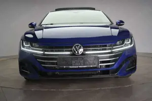 Volkswagen Arteon 2.0 TDI 4Motion DSG R-Line ACC/Kamera/Pan Bild 2