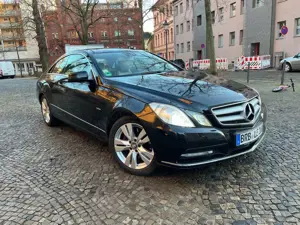 Mercedes-Benz E 250 E 250 CDI Coupé Elegance Pano Leder 7G-Automatik