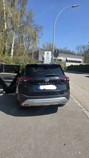 Nissan X-Trail Bild 2