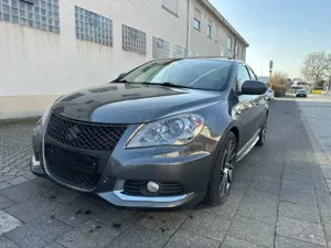 Suzuki Kizashi Sport 4x4 Bild 2