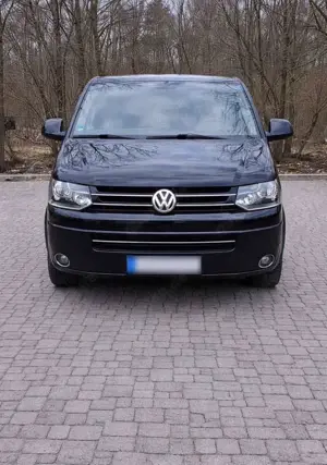 Volkswagen T5 Multivan DSG 4MOTION Highline Bild 2
