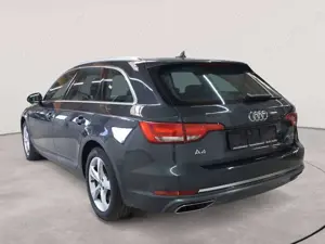 Audi A4 Bild 2
