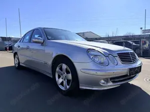 Mercedes-Benz E 200 E Limousine E 200 Kompressor Panorama