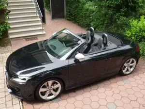 Audi TT RS TT RS Roadster Bild 4