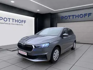 Skoda Fabia 1.0 TSI DSG AMBITION SITZHZG PDC KLIMA LED