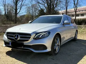 Mercedes-Benz E 200 T 9G-TRONIC Avantgarde*Led*Navi*SHZ*AHK*18 Zoll