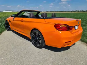 BMW M4 BMW M4 Cabrio - INDIVIDUAL -  M-Drivers Package -  Performance - DKG - LED-Matrixlicht - 2. H Bild 2
