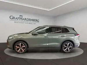 Volkswagen Tiguan Elegance 1.5 eTSI DSG Navi AHK Matrix Bild 2