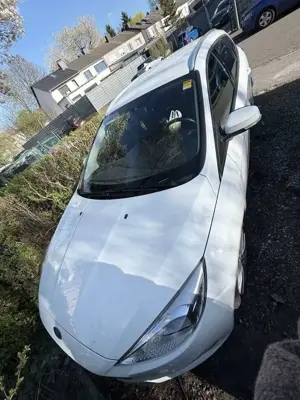 Ford Focus Turnier 1.0 EcoBoost Start-Stopp-System COOLCONNE
