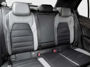 Volkswagen Golf VIII GTE IQ.Light Navi Leder TravelAss. AHK Pan... Bild 3