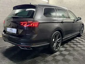 Volkswagen Passat Variant 2.0 TDI Eleg. R-Line DSG*LED*NAVI*ACC Klima Navi Bild 4