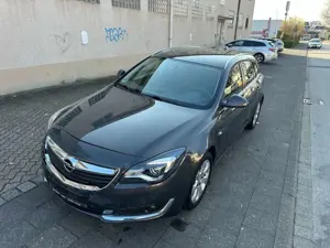 Opel Insignia A Sports Tourer Edition 80000 KM
