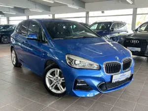 BMW 220 220d Active Tourer xD LED+Kamera+AHK+DDC+Pano