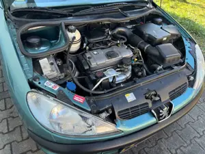 Peugeot 206 Bild 3