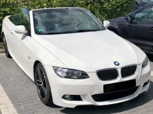BMW 325 3er Cabrio 325i Cabrio Aut.