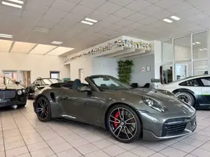 Porsche 992 911 992 Turbo Cabrio SportDesign/InnoD/Burmester