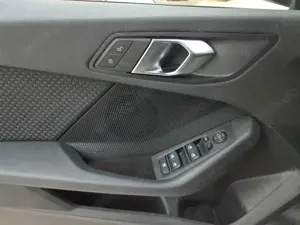 BMW 118 118d Aut. Advantage Navi SHZ LED Bild 4