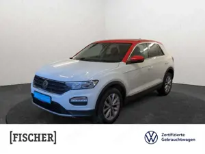 Volkswagen T-Roc 1.0TSI Style AHK STHZ Carplay SHZ Rear View PDC