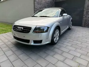 Audi TT 8N Roadster 1.8 T quattro APX Sline