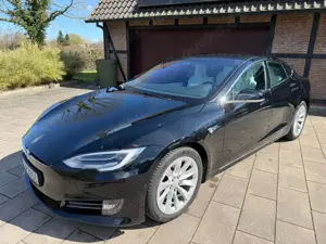 Tesla Model S Model S 100D Allradantrieb (Long Range / 100KW Batterie))