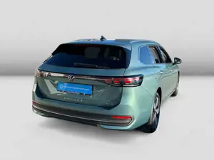 Volkswagen Passat Variant 1.5eTSI DSG Business NAV LED ACC Bild 4