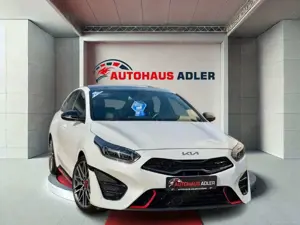 Kia ProCeed / pro_cee'd ProCeed GT 1.6*1HD*AUTO*PANO*NAV*KAM*PDC*4xSH*LH