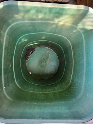 Regentonne mit Deckel,  203Liter, undicht am Boden